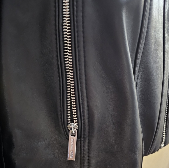 Michael Kors Genuine Leather Jacket - XS - Picture 3 of 9